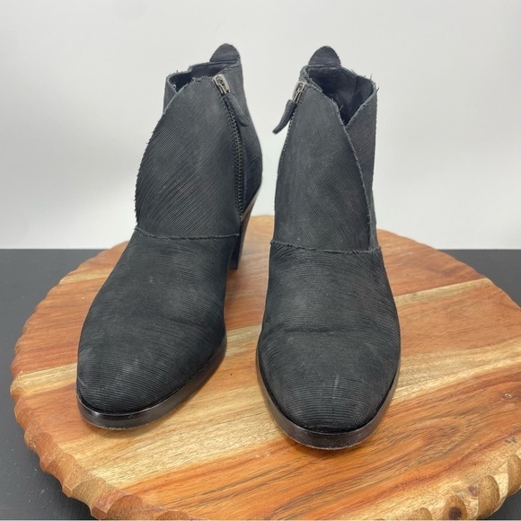 Eileen Fisher Womens Murphy Black Side Zip Ankle Boots Size 8 - Picture 2 of 7